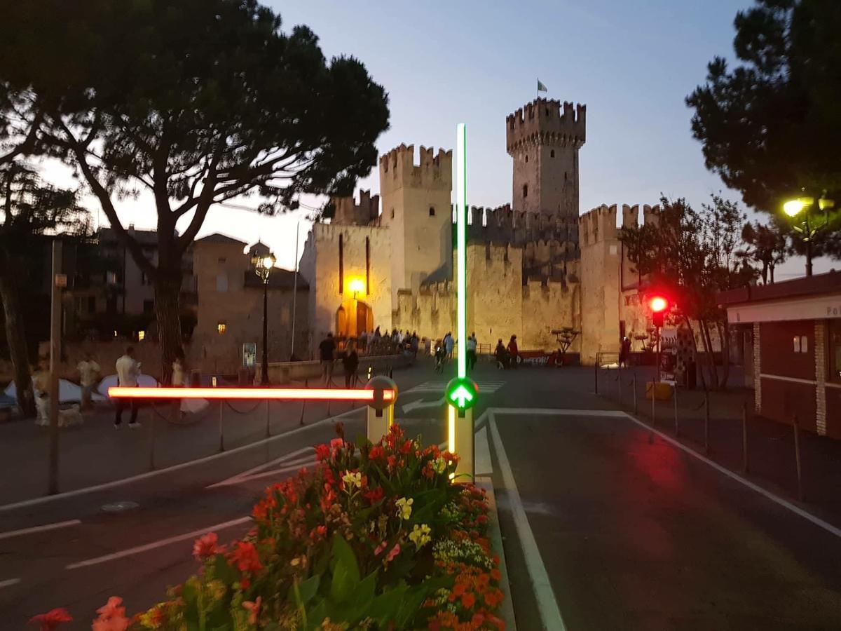Sunset Apartment Sirmione Kültér fotó